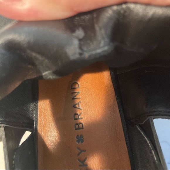 LUCKY BRAND Sz  10 Peep Toe Buckle Stacked Heel Ankle Leather Booties - Picture 10 of 13